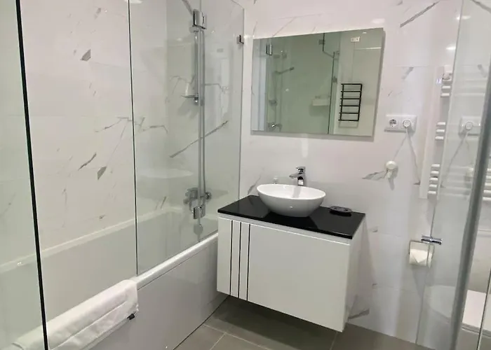 Concha Is A New * 5min Walk To The Apartman Luz