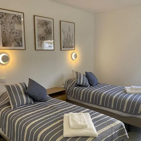 Concha Is A New * 5min Walk To The Apartament